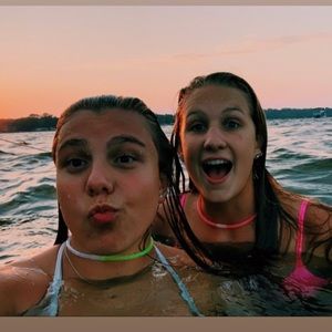 Meet your Posher, Olivia